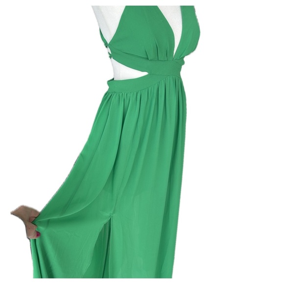 NWOT Papaya Emerald Green Open Back Maxi Dress. Size Small - Picture 3 of 7